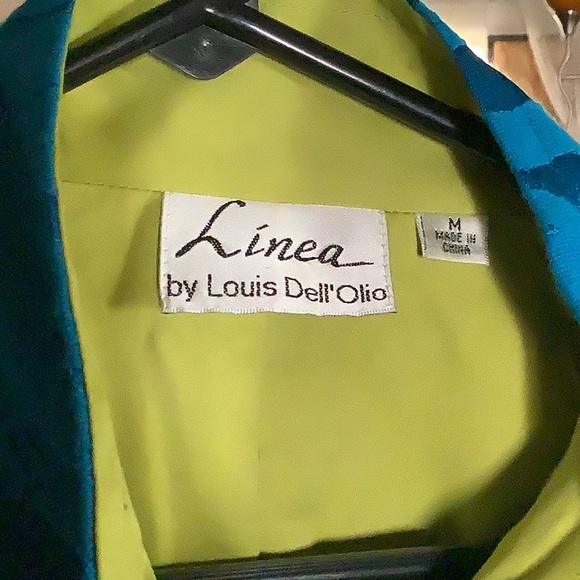 Woman’s jacket - Picture 1 of 2